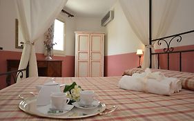Catarin Comfort Rooms